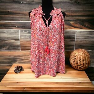 Crown & Ivy top for summer.